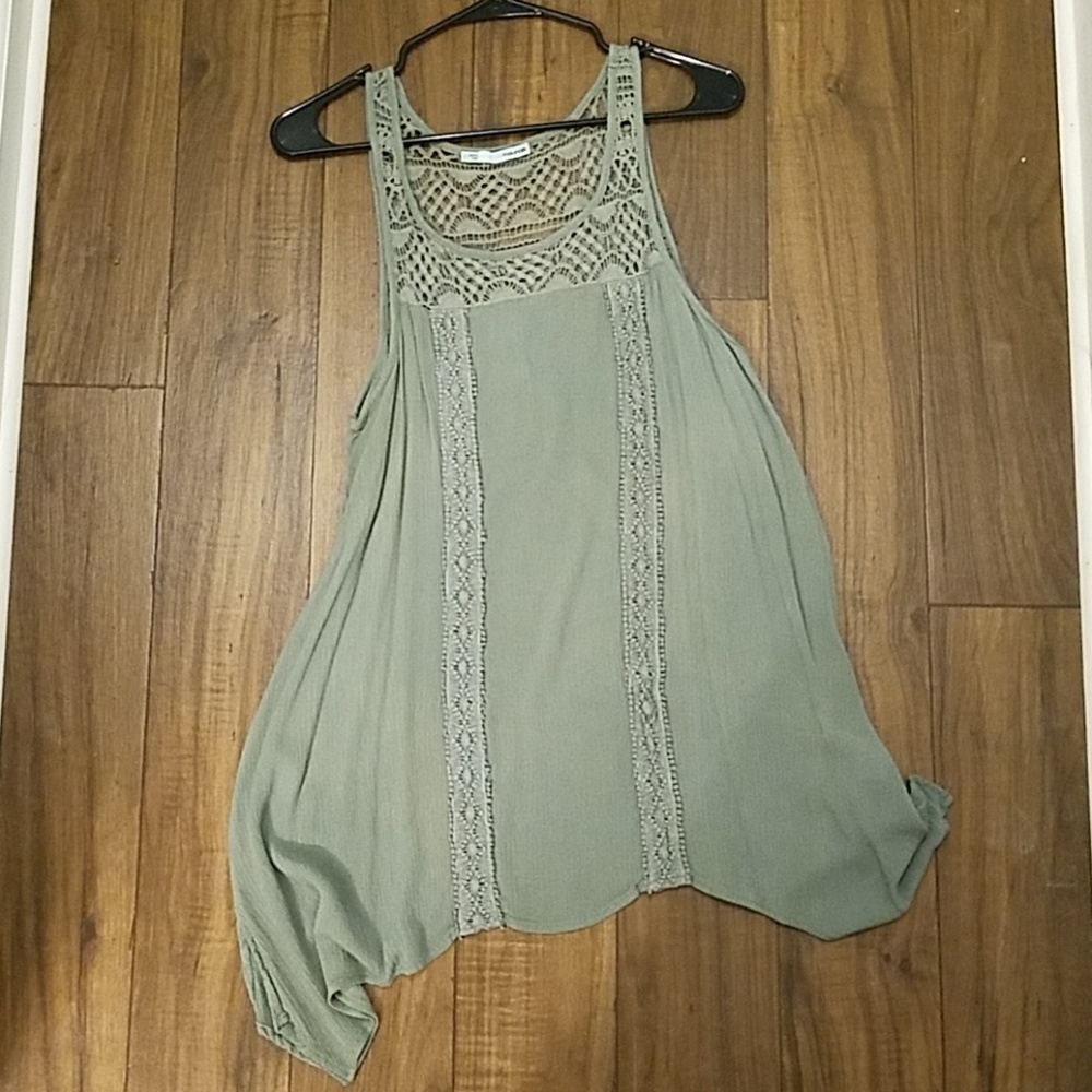 Green lace dress